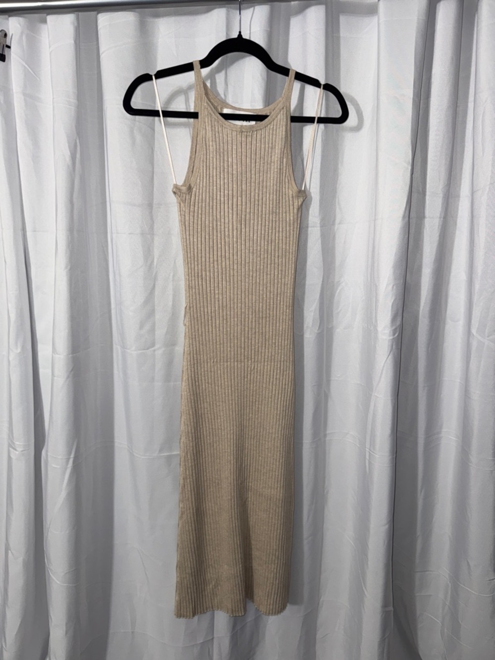 Olive & Oak Sleeveless Ribbed Maxi Dress in Beige